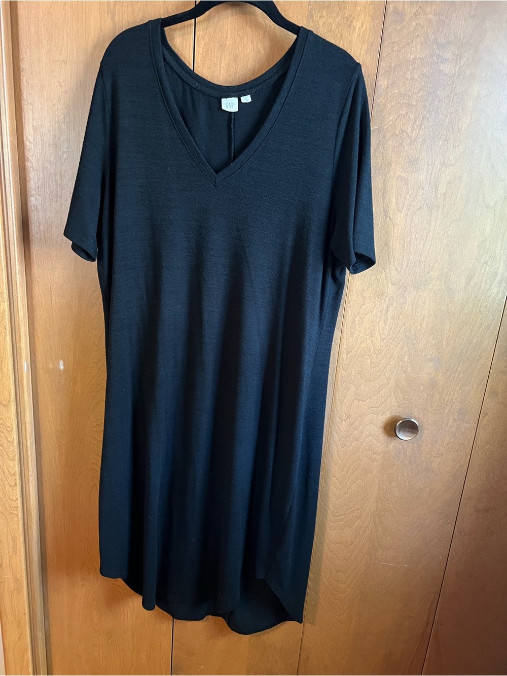 Black V-Neck Short Sleeve Dress